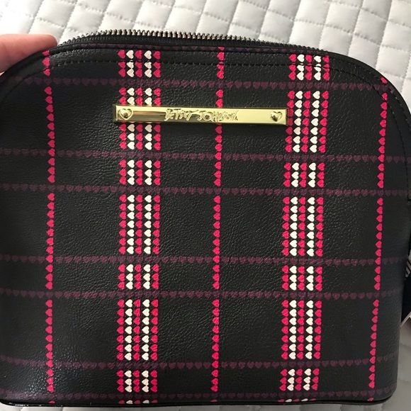 ❗️Last Chance❗️Betsey Johnson Crossbody Dome Purse - Picture 2 of 5